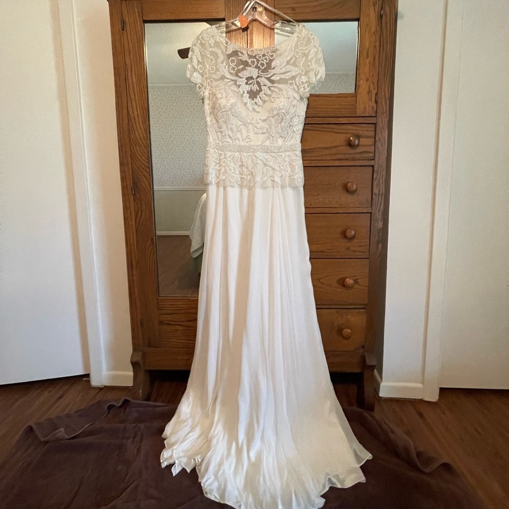 Lotus Threads Lace Cream Gown or Wedding Dress